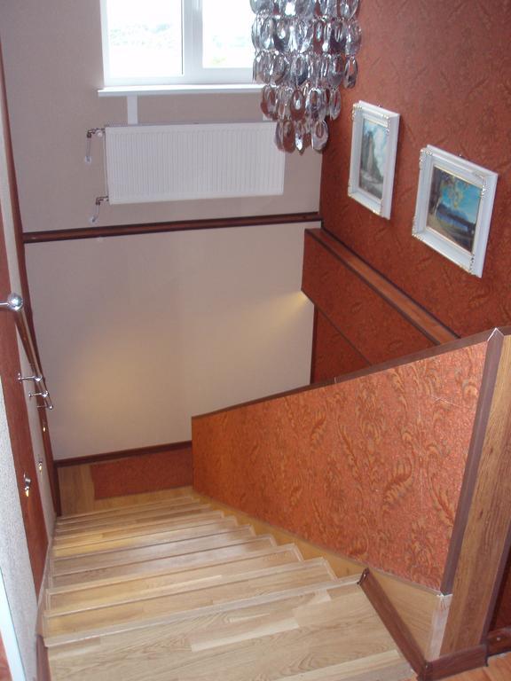 Oti Guesthouse Tallinn Exterior photo