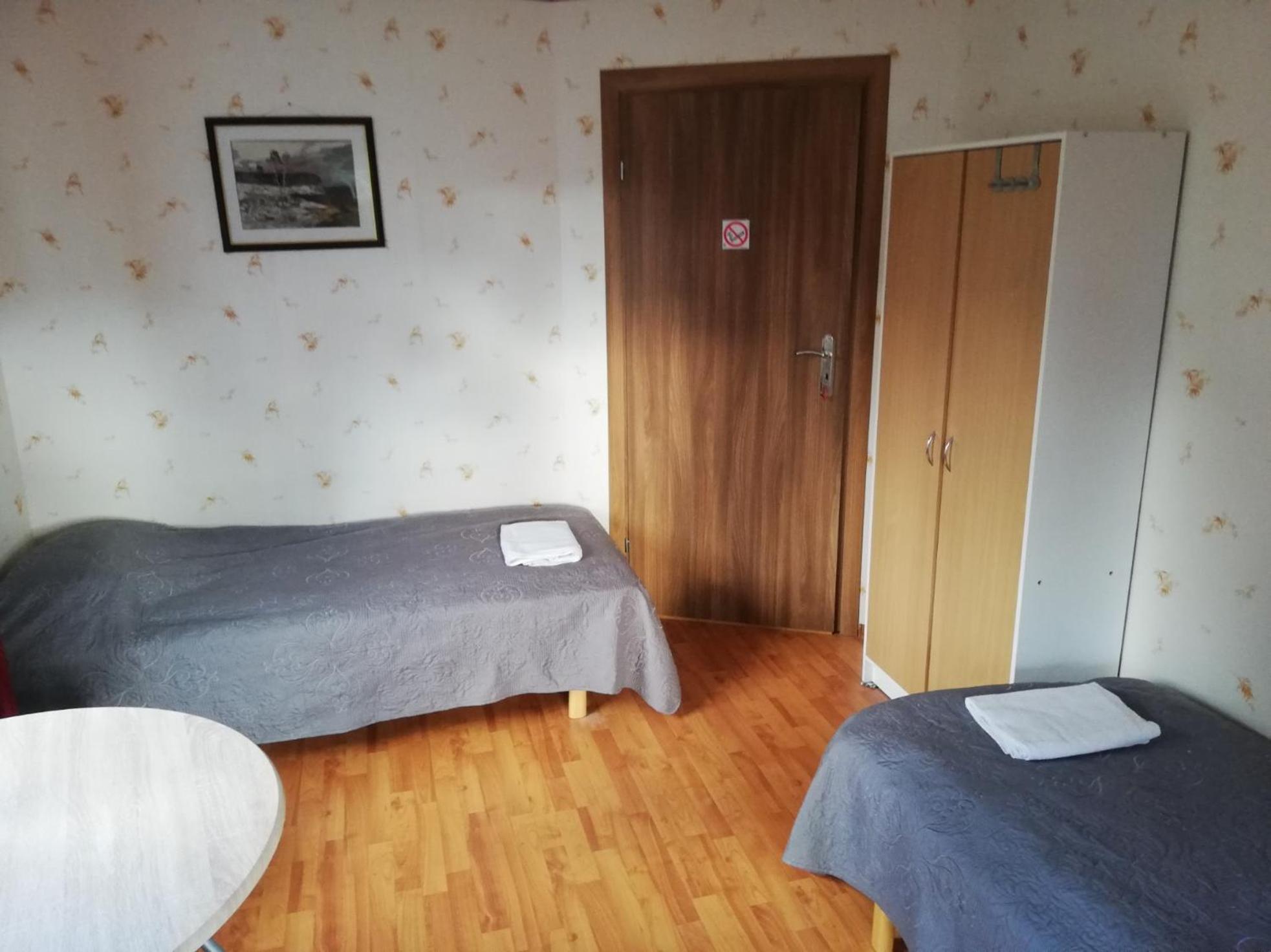 Oti Guesthouse Tallinn Exterior photo